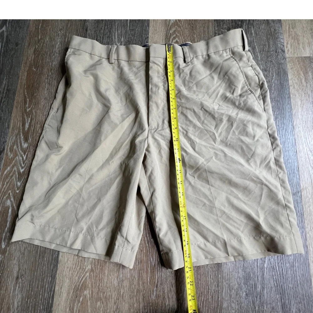 RH Since 1953 Golf Shorts Mens 36 Tan Khaki Performance Flat Front Casual 3078